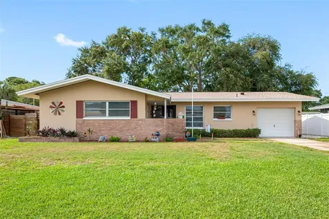 1328 62nd Terrace S St Petersburg FL 33705