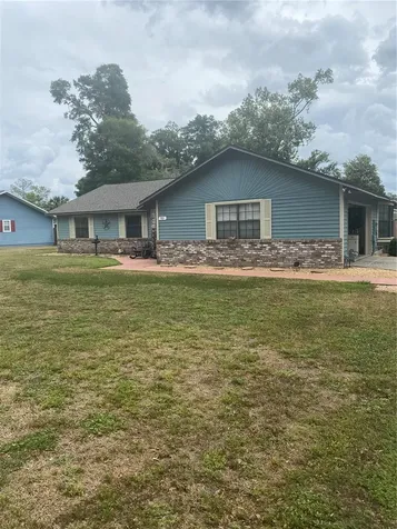 703 NE 46th Court Ocala FL 34470