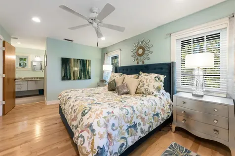 208 75th Street Holmes Beach FL 34217
