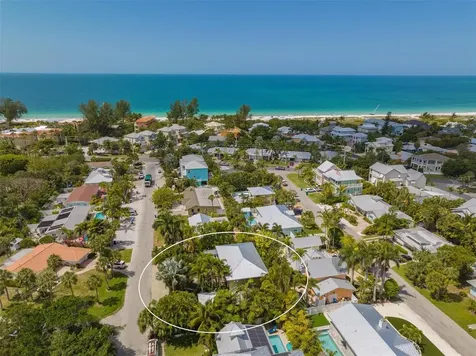 208 75th Street Holmes Beach FL 34217