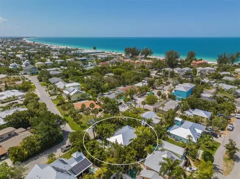 208 75th Street Holmes Beach FL 34217