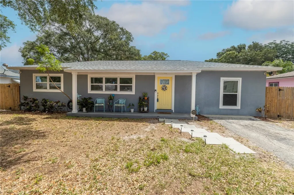 1513 S Jefferson Avenue Clearwater FL 33756