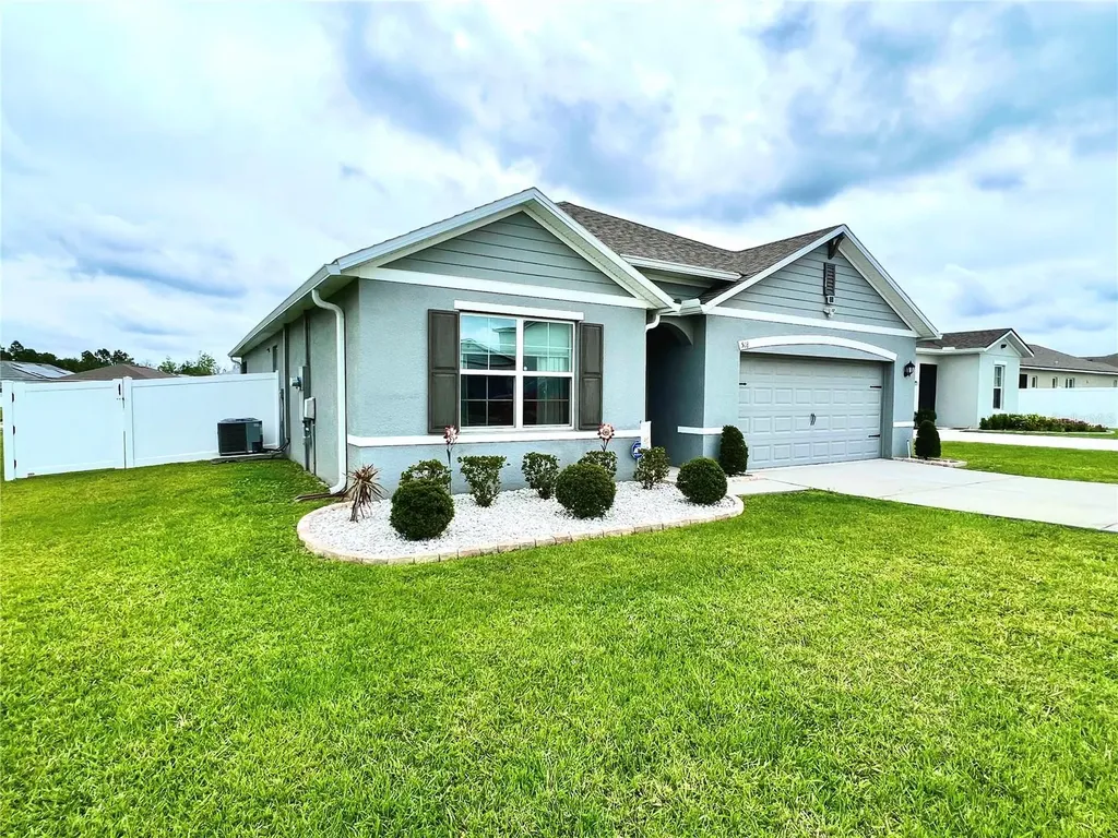 518 Autumn Stream Drive Auburndale FL 33823