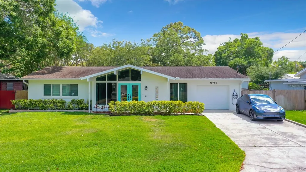 10796 Oakdale Terrace Seminole FL 33772