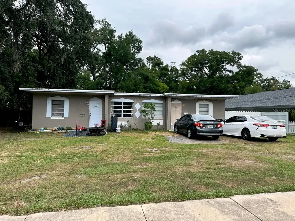 921 Indiana Street Orlando FL 32805