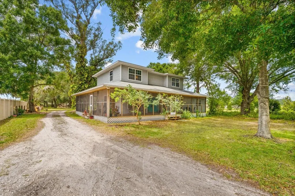 5828 Lorraine Road Bradenton FL 34211