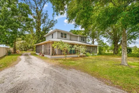 5828 Lorraine Road Bradenton FL 34211