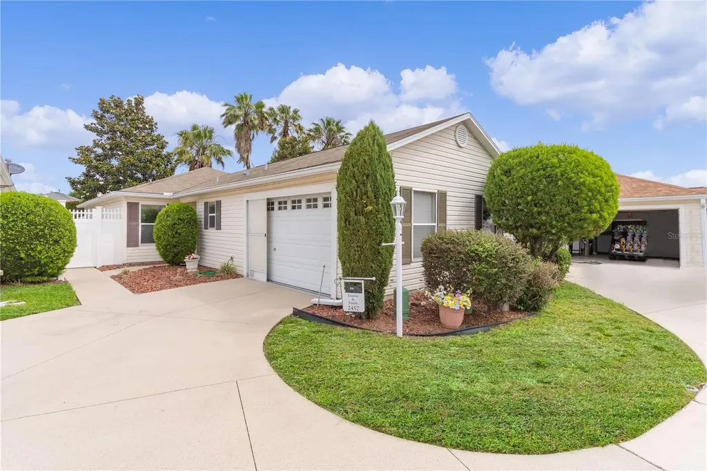 2457 Kenmore Lane The Villages FL 32162