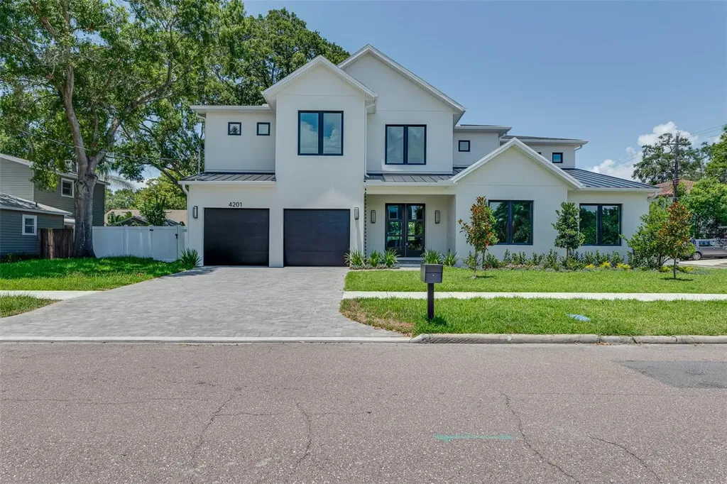 4201 W Tacon Street Tampa FL 33629