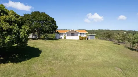 D-7 Carr. 201 Vieques PR 00765