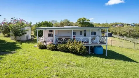 D-7 Carr. 201 Vieques PR 00765