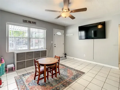 426 1st Avenue NE Largo FL 33770