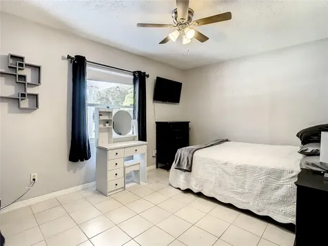426 1st Avenue NE Largo FL 33770