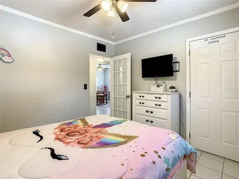 426 1st Avenue NE Largo FL 33770