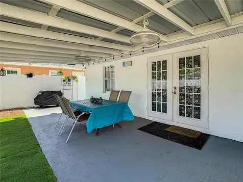 426 1st Avenue NE Largo FL 33770