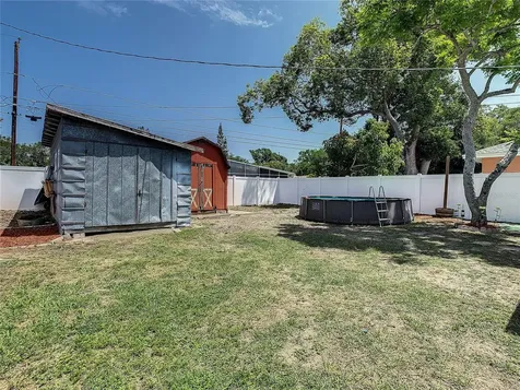 426 1st Avenue NE Largo FL 33770