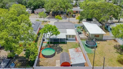 426 1st Avenue NE Largo FL 33770