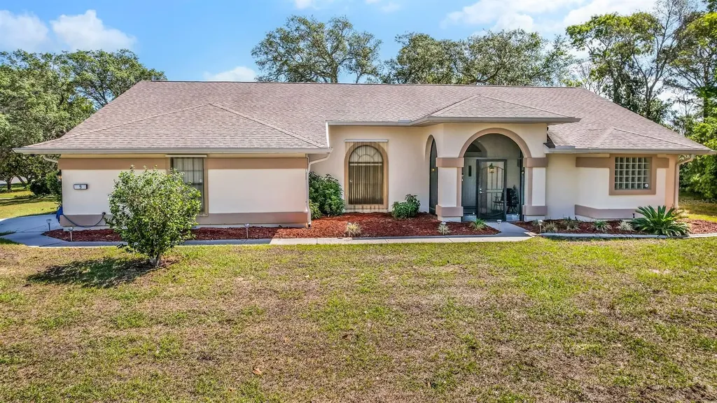 9 Bonnie Court S Homosassa FL 34446