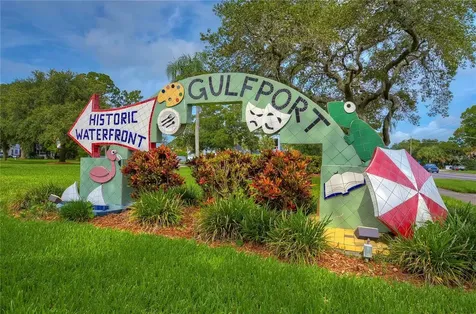 2814 Clinton Street S Gulfport FL 33707