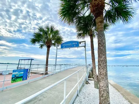 2814 Clinton Street S Gulfport FL 33707
