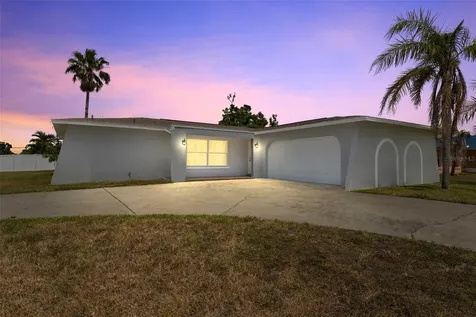 901 SE 35th Terrace Cape Coral FL 33904