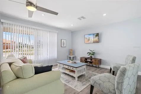 901 SE 35th Terrace Cape Coral FL 33904