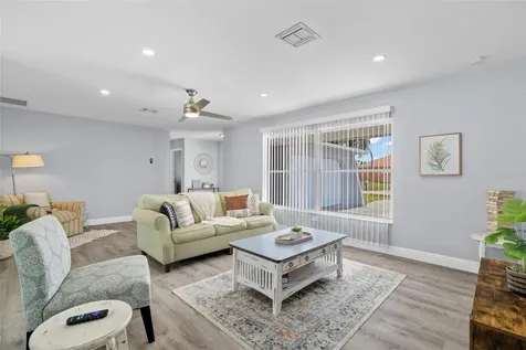 901 SE 35th Terrace Cape Coral FL 33904