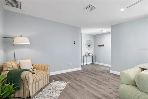 901 SE 35th Terrace Cape Coral FL 33904