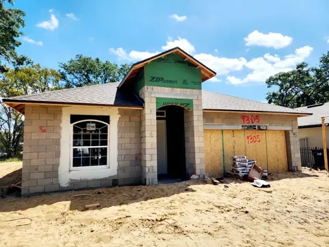 9305 7th Avenue Orlando FL 32824