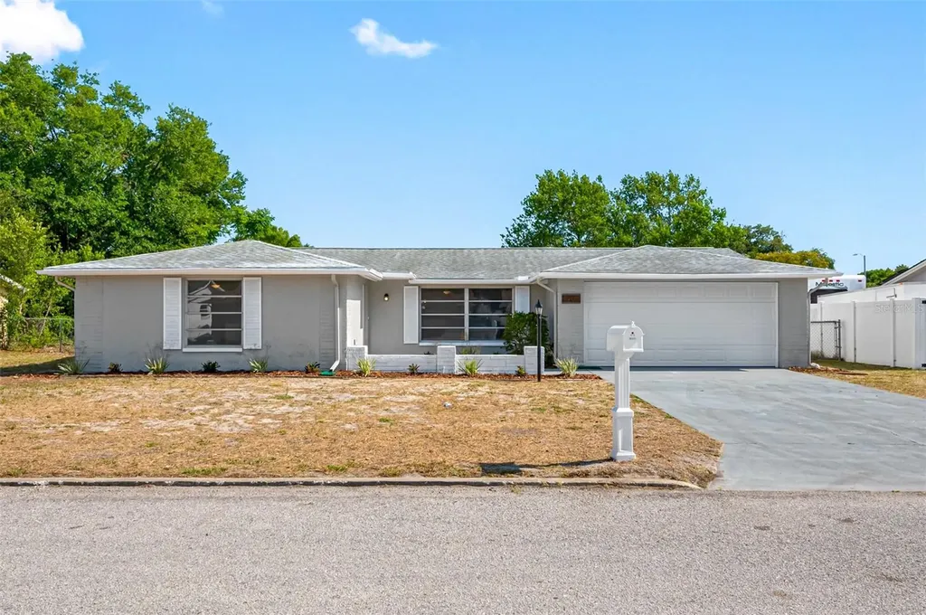 7900 Hawthorn Drive Port Richey FL 34668