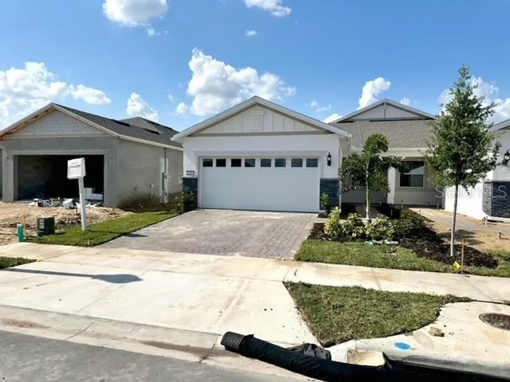 15057 Aqua Sol Lane Winter Garden FL 34787