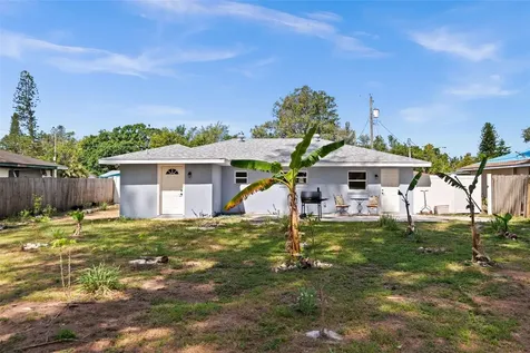5505 18th Street W Bradenton FL 34207
