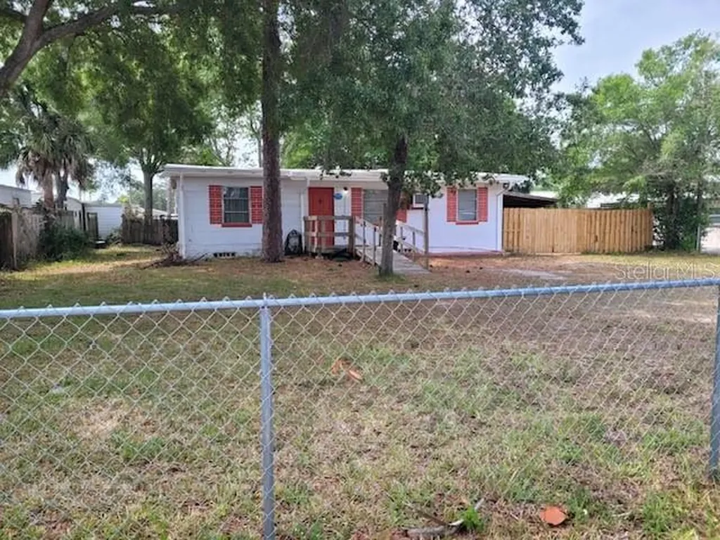 6750 48th Avenue N St Petersburg FL 33709
