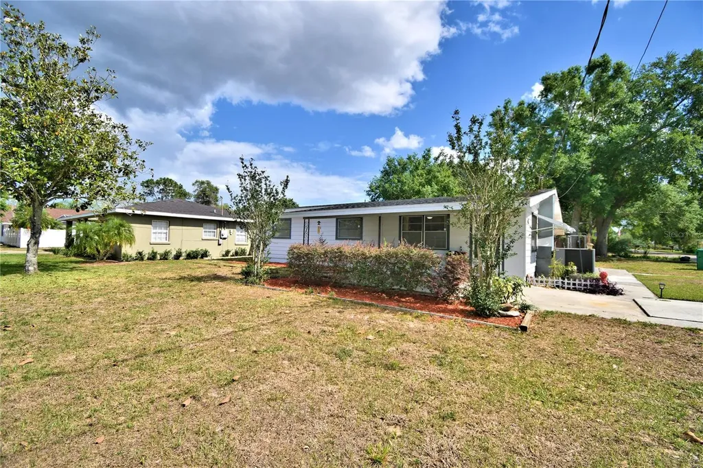 403 6th Street S Dundee FL 33838