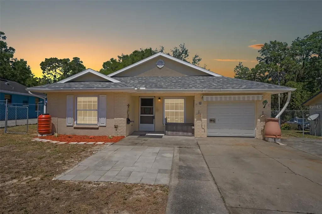 38623 Patti Lane Dade City FL 33523