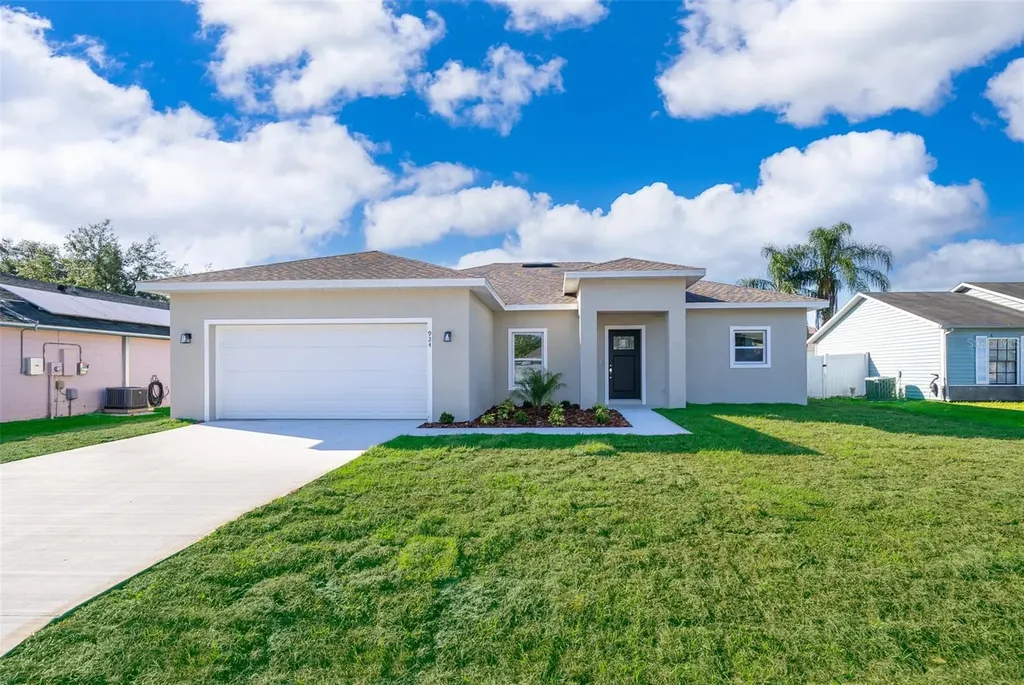 924 Nancy Court Kissimmee FL 34759