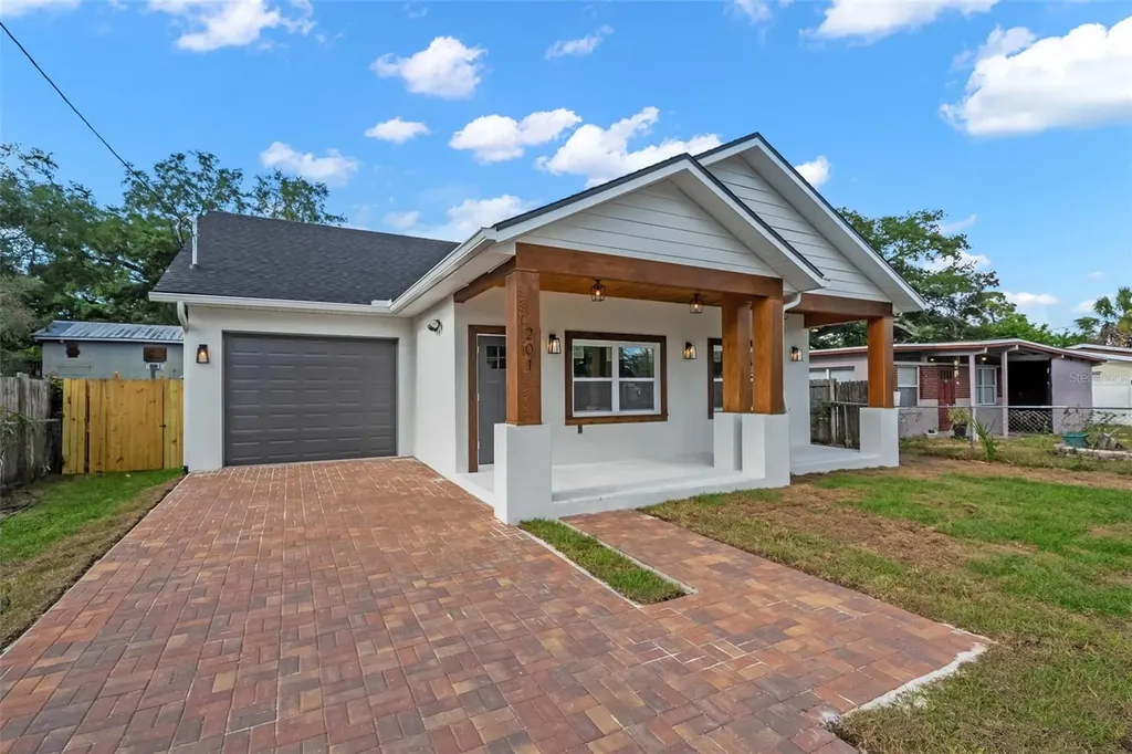 201 W Kirby Street Tampa FL 33604