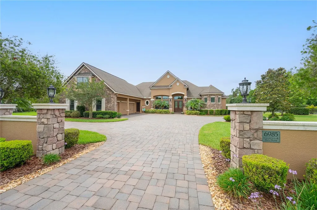 6985 Indian Creek Park Drive Lakeland FL 33813