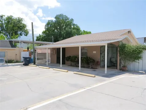 5012 N Clark Avenue Tampa FL 33614