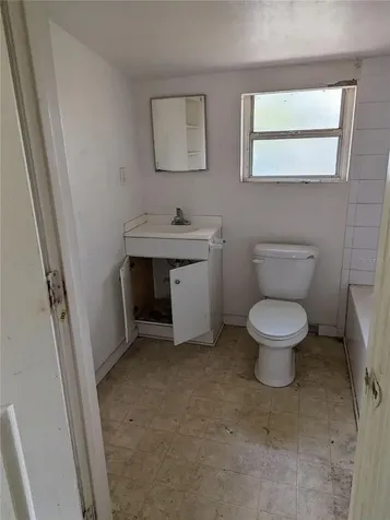 608 Cassin Avenue Daytona Beach FL 32114