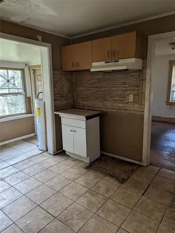 608 Cassin Avenue Daytona Beach FL 32114