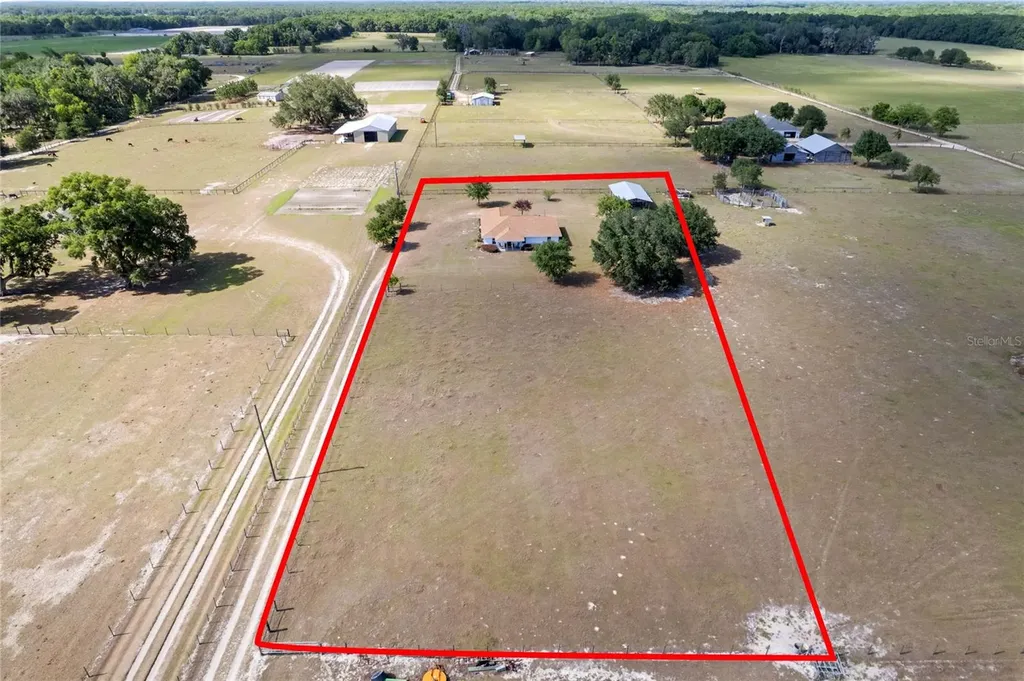 356 County Road 210 Oxford FL 34484