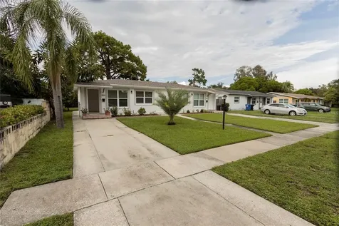 865 73rd Avenue N St Petersburg FL 33702