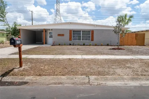 1708 Windsor Way Tampa FL 33619