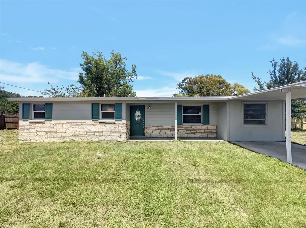 307 S Daniels Street Plant City FL 33563
