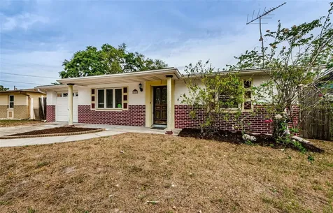 4725 Longwood Avenue Holiday FL 34690