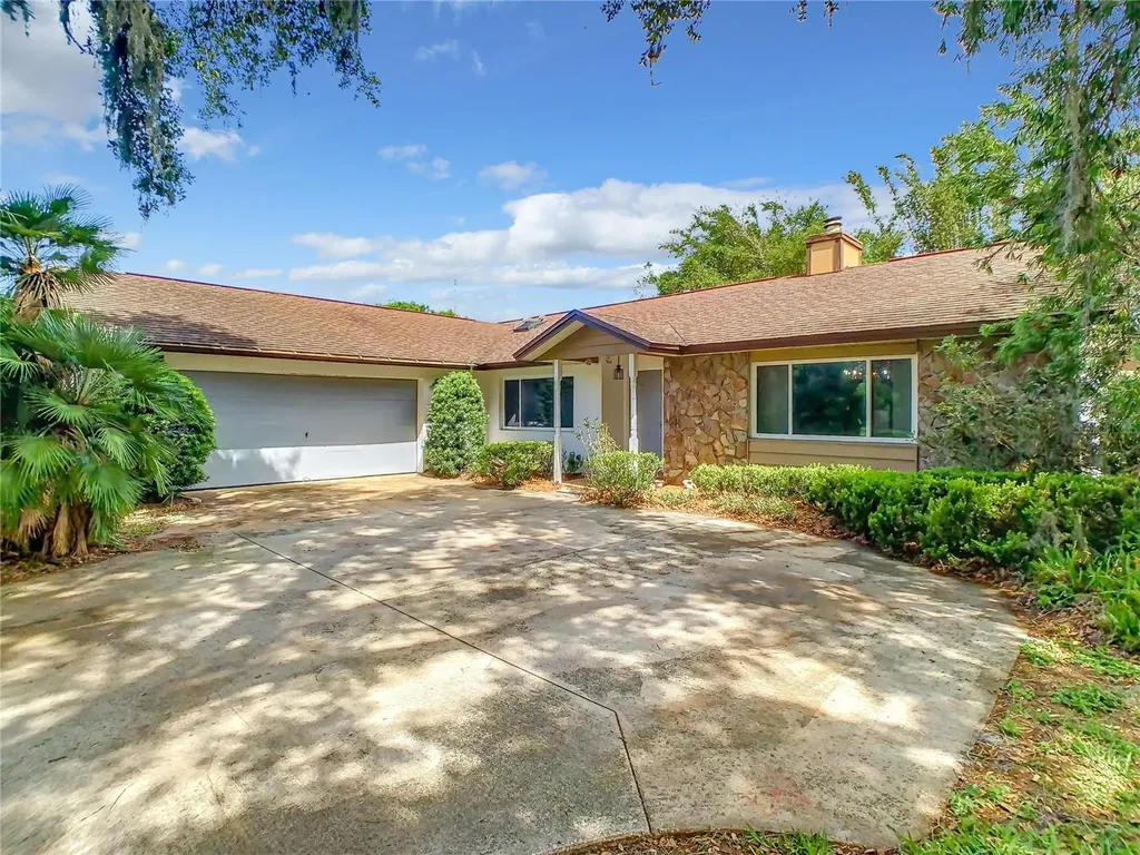 1503 Regal Court Kissimmee FL 34744