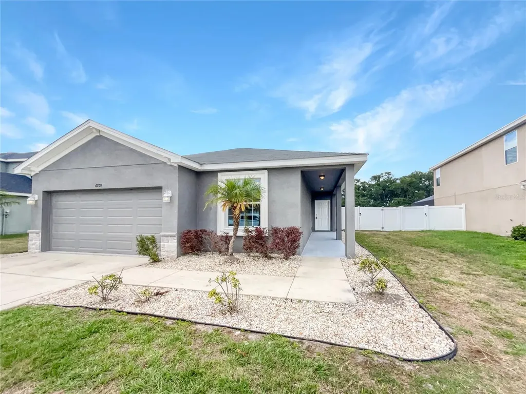 6709 Bayston Hill Place Zephyrhills FL 33541