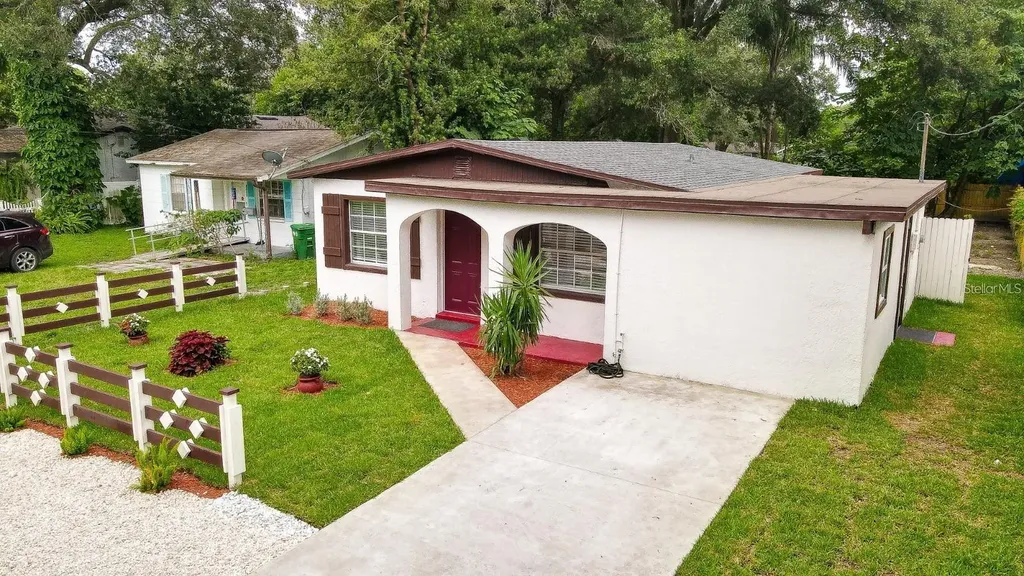 1805 E Poinsettia Avenue Tampa FL 33612