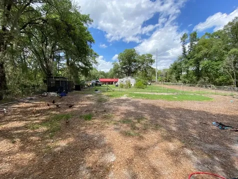 1200 W Beresford Avenue Deland FL 32720